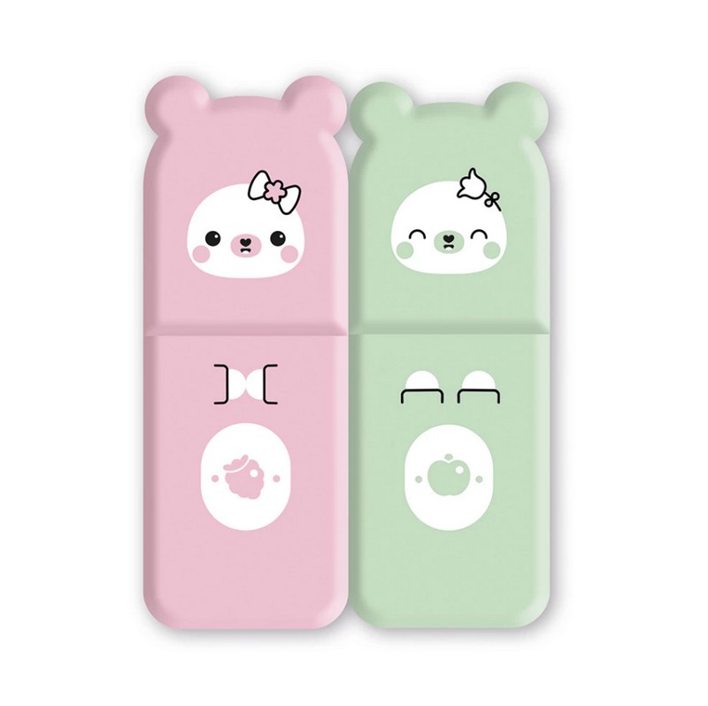 Set di cancelleria per bambini con quaderni, post-it, gomme, evidenziatori e adesivi, il tutto in tenero stile kawaii